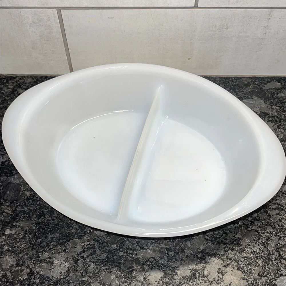 Glass bake White Divided Serving Dish.  THANKSGIVING or CHRISTMAS MUST!
